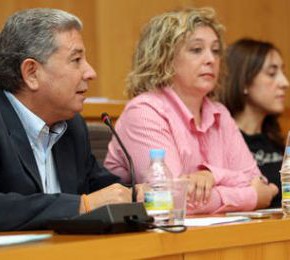 Cambio de cromos en León y cortes. Concejalas del ayuntamiento de San Andres del Rabanedo se mueven para estar en las listas de silván Cambio de cromos en León y cortes. Concejalas del ayuntamiento de San Andres del Rabanedo se mueven para estar en las listas de silván