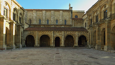 Claustro Basílica San Isidoro